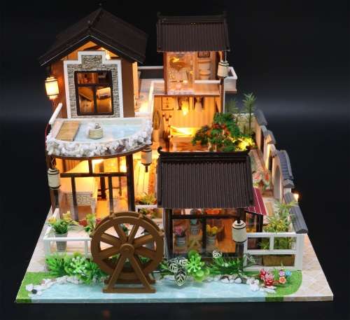 DREAM BACK TO ANCIENT TOWN