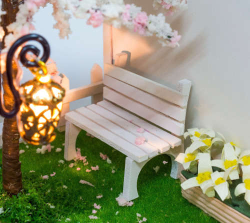 Spring Romance (Brand new, in stock, can ship immediately)