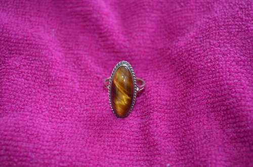 Vintage tigers eye 9ct gold