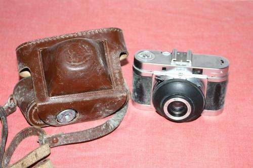 Agimatic Camera with Leather Case
