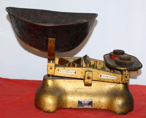 W & T Avery Counter Scale and Weights
