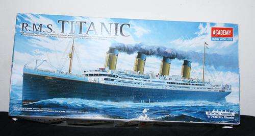 Titanic Model Ship