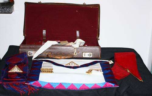 Masonic Apron, sash and Collar in Leather Case