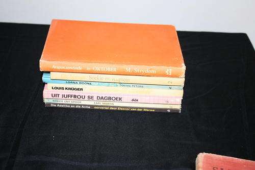 Mixed Lot of Afrikaans Books No 2