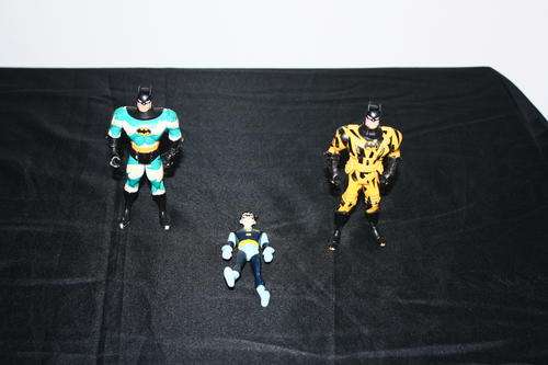 2 Batman and 1 Robin Figures