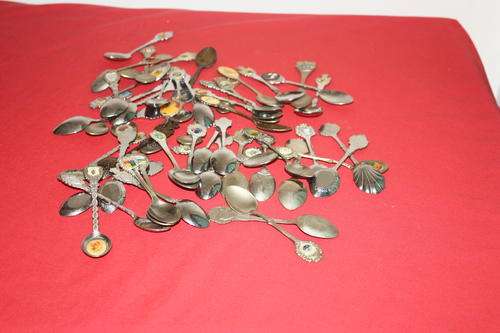 50 Collectible Teaspoons