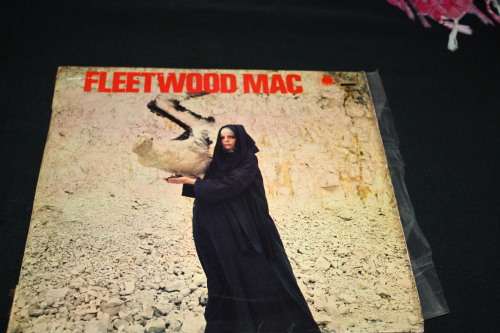 Fleetwood Mac The Pious Bird of Good Omen