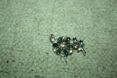 Vintage Brooch No 1