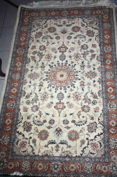 Fine Pakistan Persian Design Carpet No 3