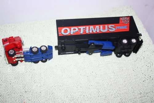 Transformers Optimus