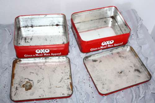 2 Oxo Tins