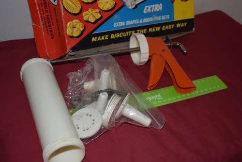 Biscuit Maker