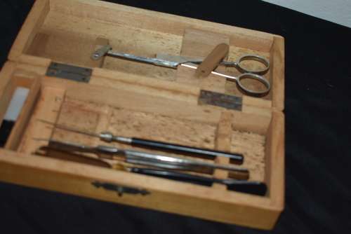 Boxed Microscope. Slides and Extra's