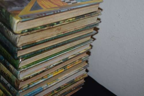 Set of 10 English Childrens Bible Story