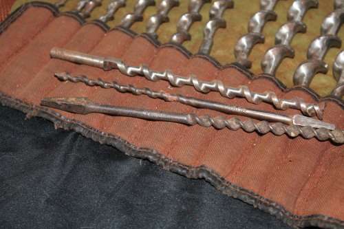 18 Vintage Drill Bits