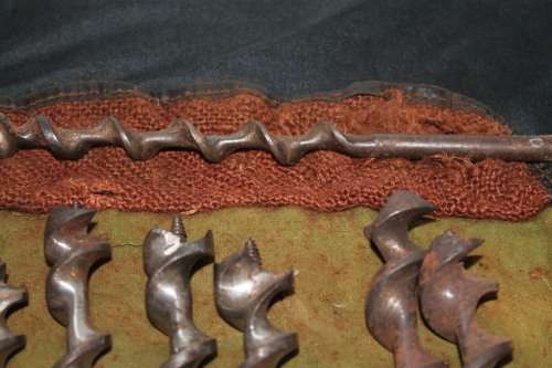 18 Vintage Drill Bits