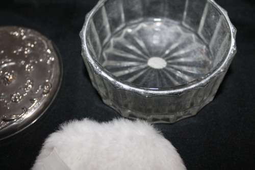 Powder Dish
