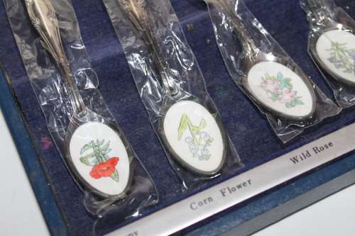 Teaspoons with Flowers