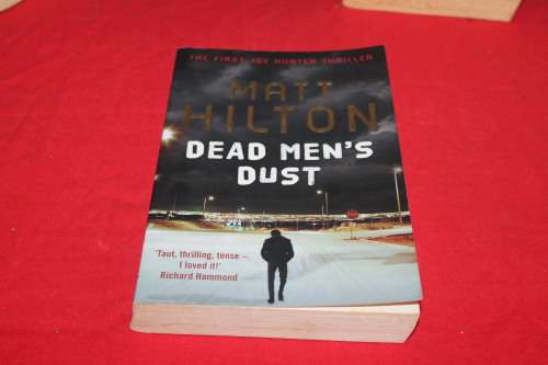 Matt Hilton Dead Dust