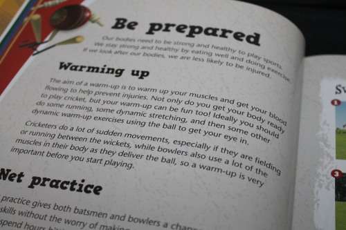 Play Cricket Zac's Official Guide to Cricket in SA