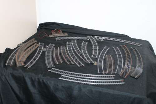 16 Assorted Train Tracks