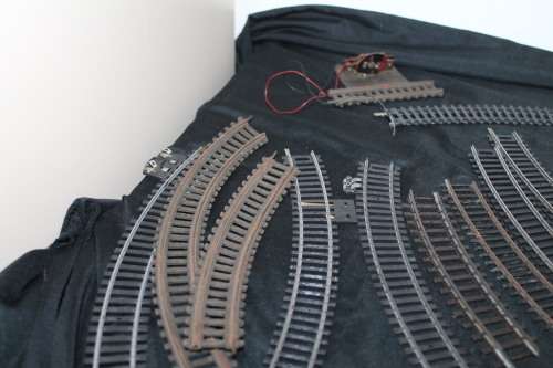 16 Assorted Train Tracks