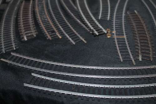 16 Assorted Train Tracks