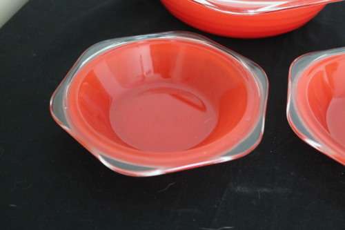 Retro Red Phoenix Pudding Set