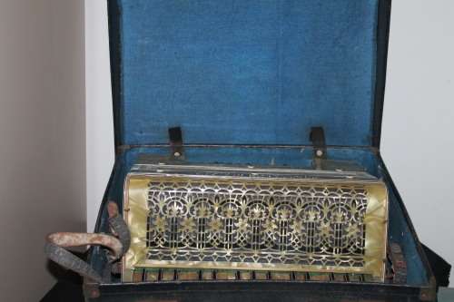Fremielio Piano Accordian