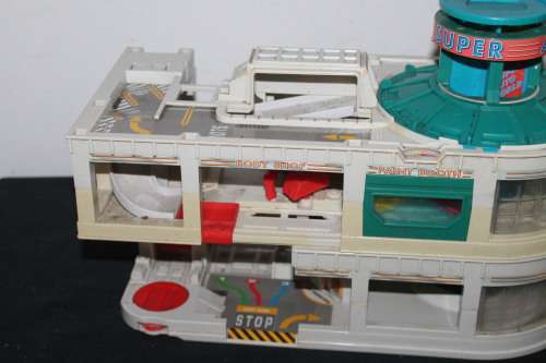 1995 Lewis Galoob Toys Micromachines