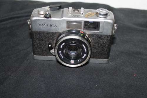 Yashica 5 ME