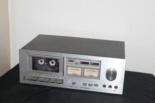 Pioneer Tape Player