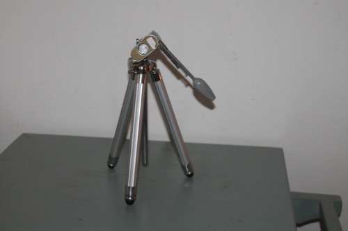 Tri Pod Made in Japan
