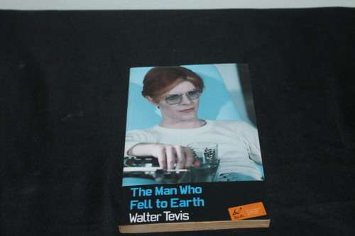 The Man who fell to Earth Walter Tevis