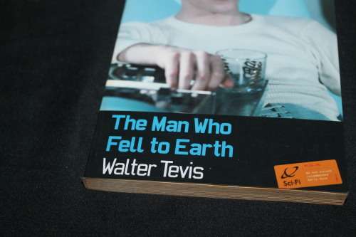 The Man who fell to Earth Walter Tevis