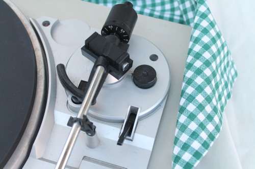 AKAI Turntable