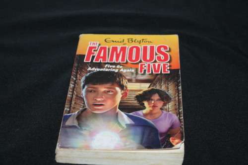 Famous Five go Adventuring Again Enid Blyton