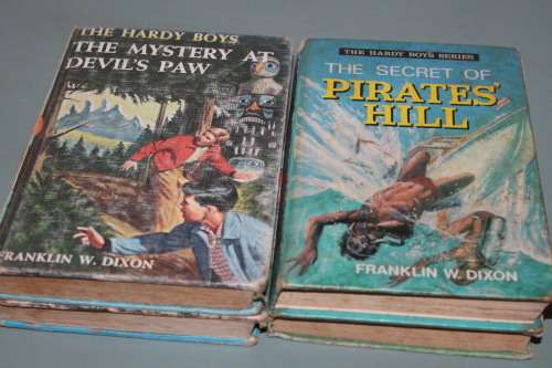 The Hardy Boys 5 Hard covers