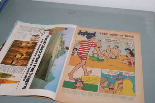 6 Super Comix