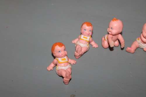 6 Magic Diaper Babies