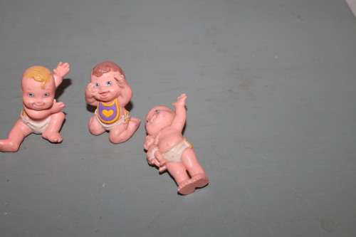 6 Magic Diaper Babies