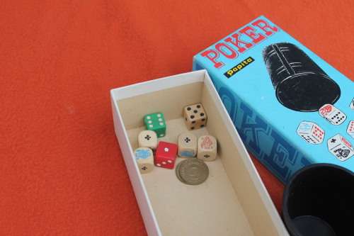 Boxed Poker dice