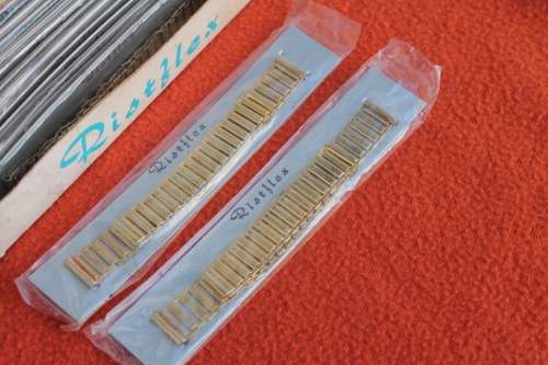 12 Vintage watch straps