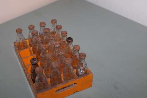 Mini Coke Crate with Bottles