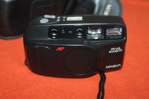 Minolta  Riva Zoom 70