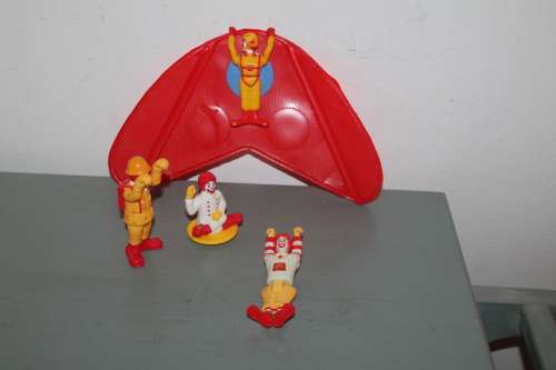 4 Macdonald Figures