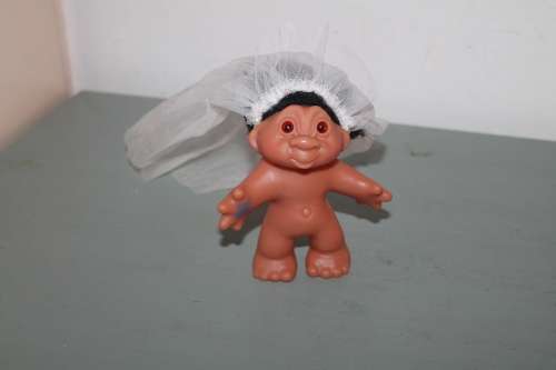 2001 Bride Troll