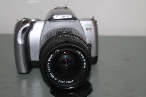 Canon rebel EOS TI with 2 lenses