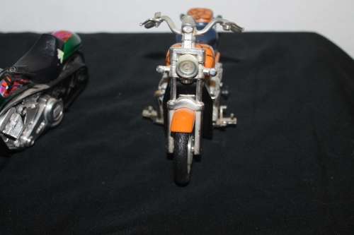 2 Motorbikes