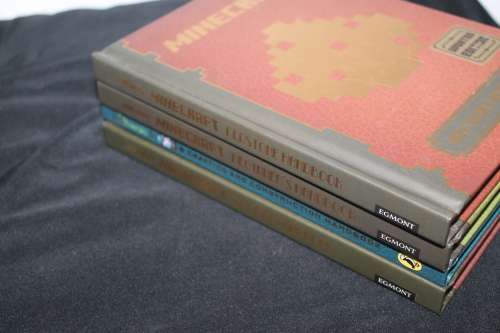 Mincraft 4 Handbooks